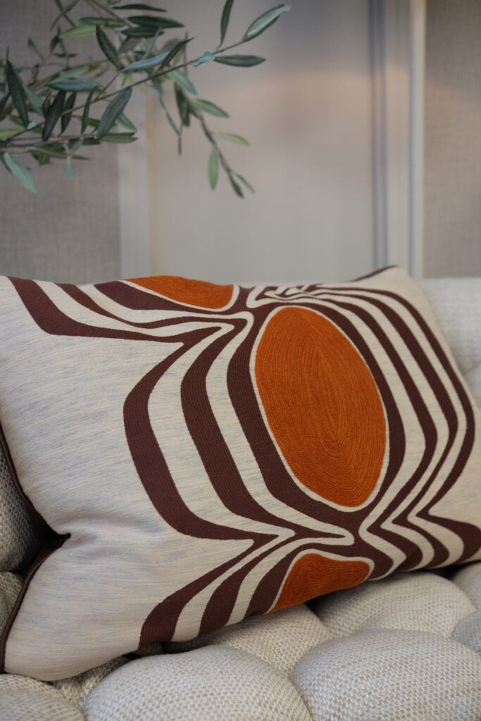 Luxe Duran sierkussen Sun 65 x 45 cm