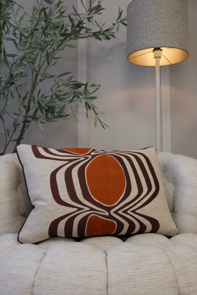 Luxe Duran sierkussen Sun 65 x 45 cm