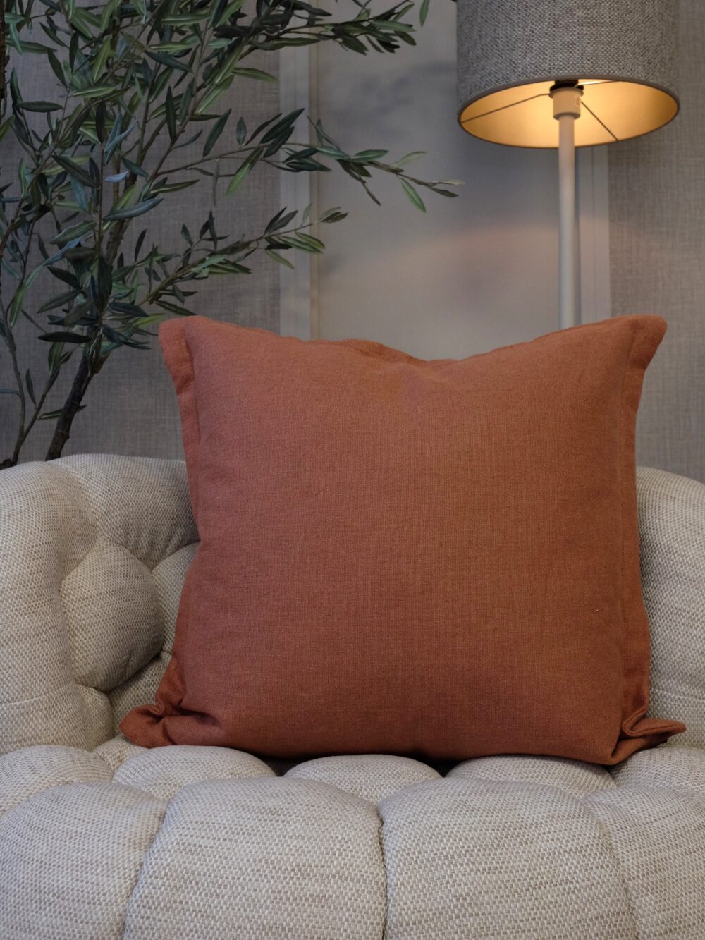 Luxe Duran sierkussen Mocha 60 x 60 cm