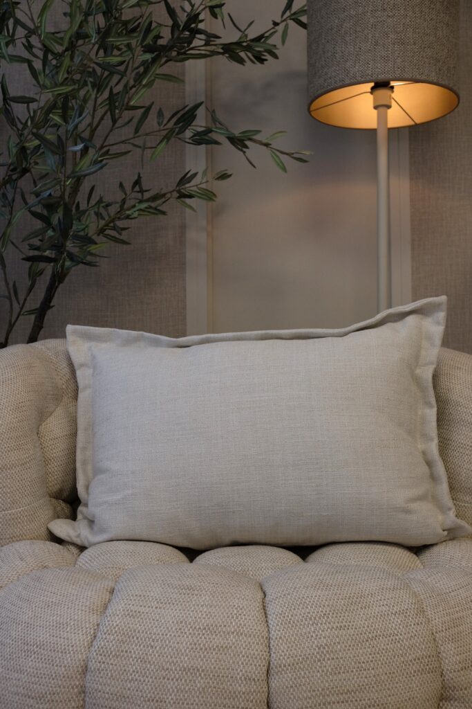 Luxe Duran sierkussen Salt 65 x 45 cm