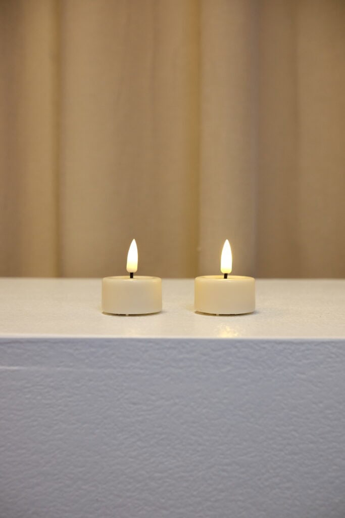 Led kunstkaars beige theelicht 4 x 4,5 cm