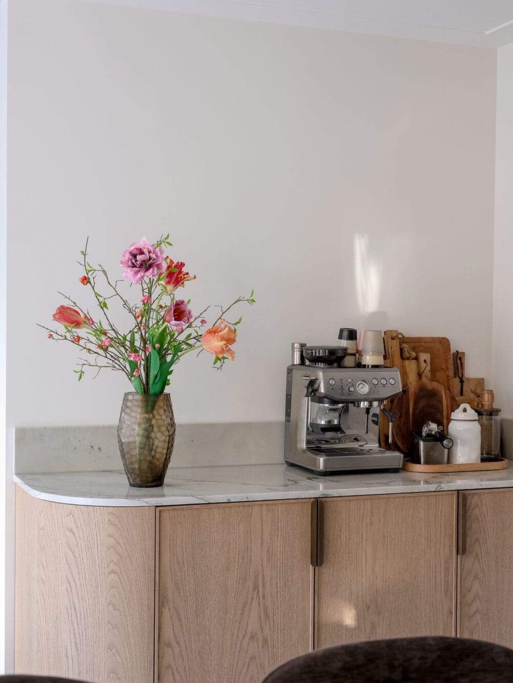 Kunst tulpenboeket Violet royaal