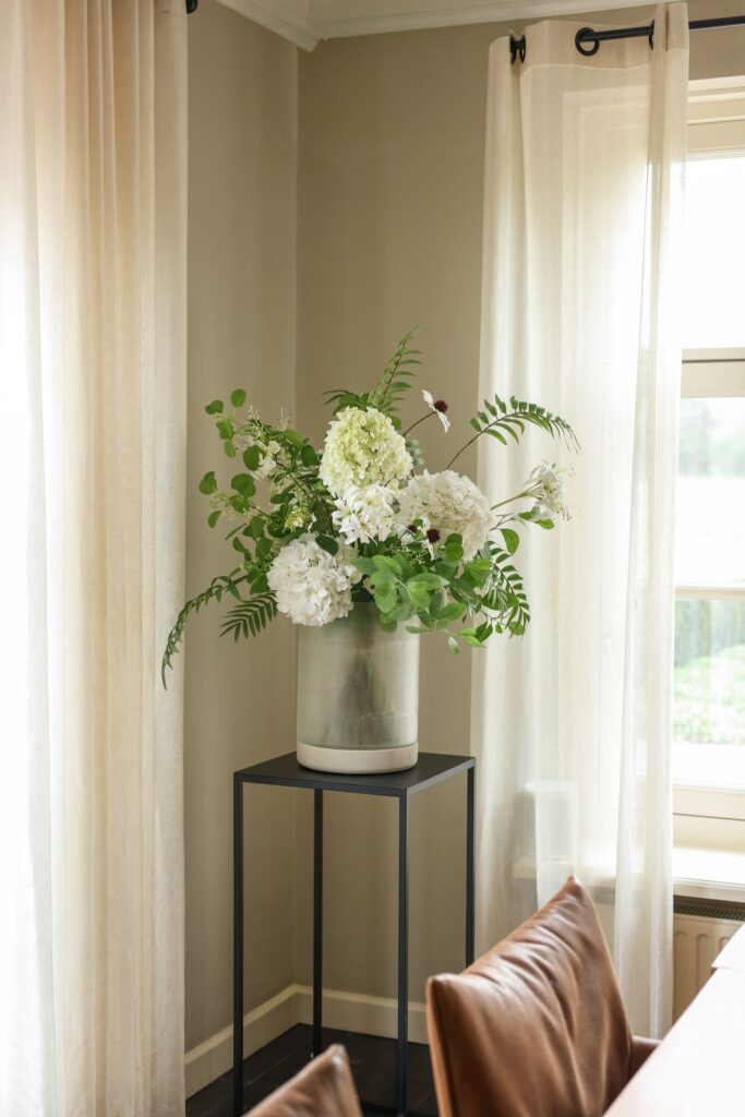 Groot luxe zijden boeket wit groen – Atelier Pure