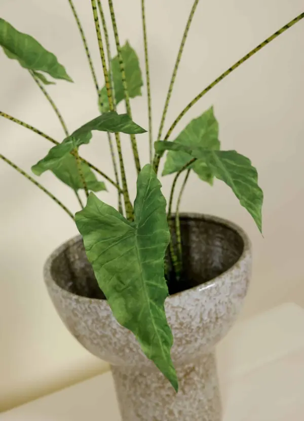 Kunstplant real touch Alocasia Zebrina 110cm (sfeerfoto 3)