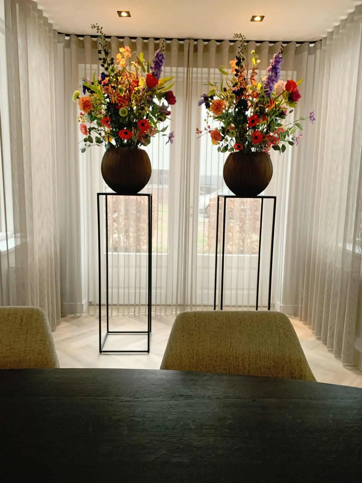 kunstbloemen in huis